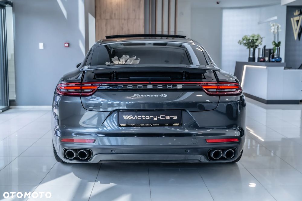 Porsche Panamera 4S GPF Executive - 10