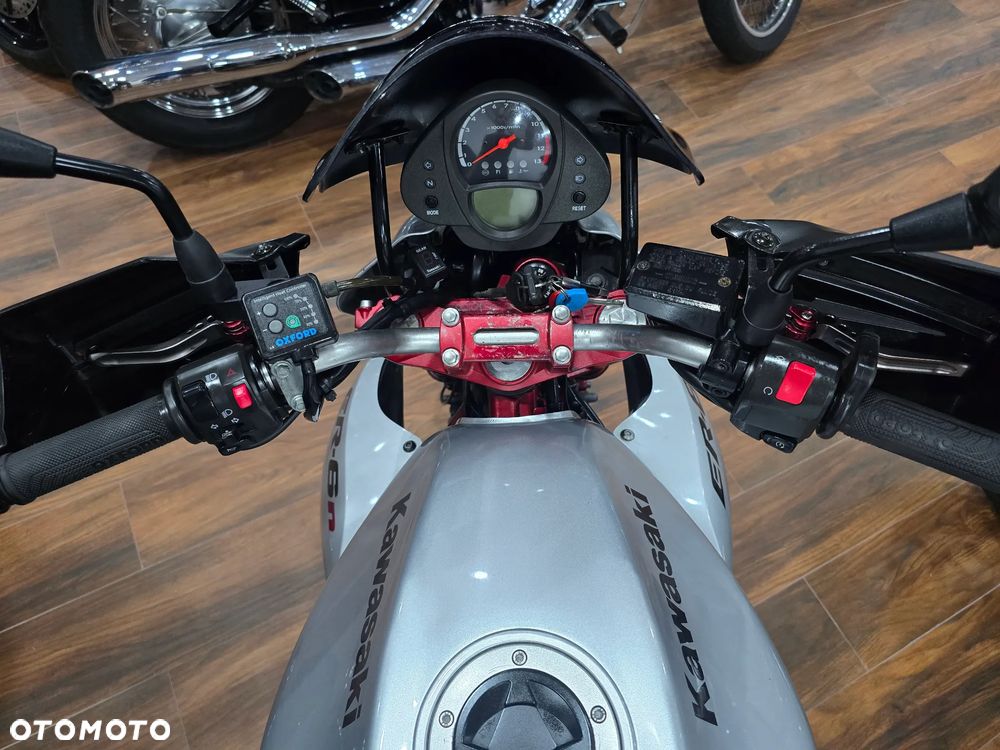 Kawasaki ER - 4