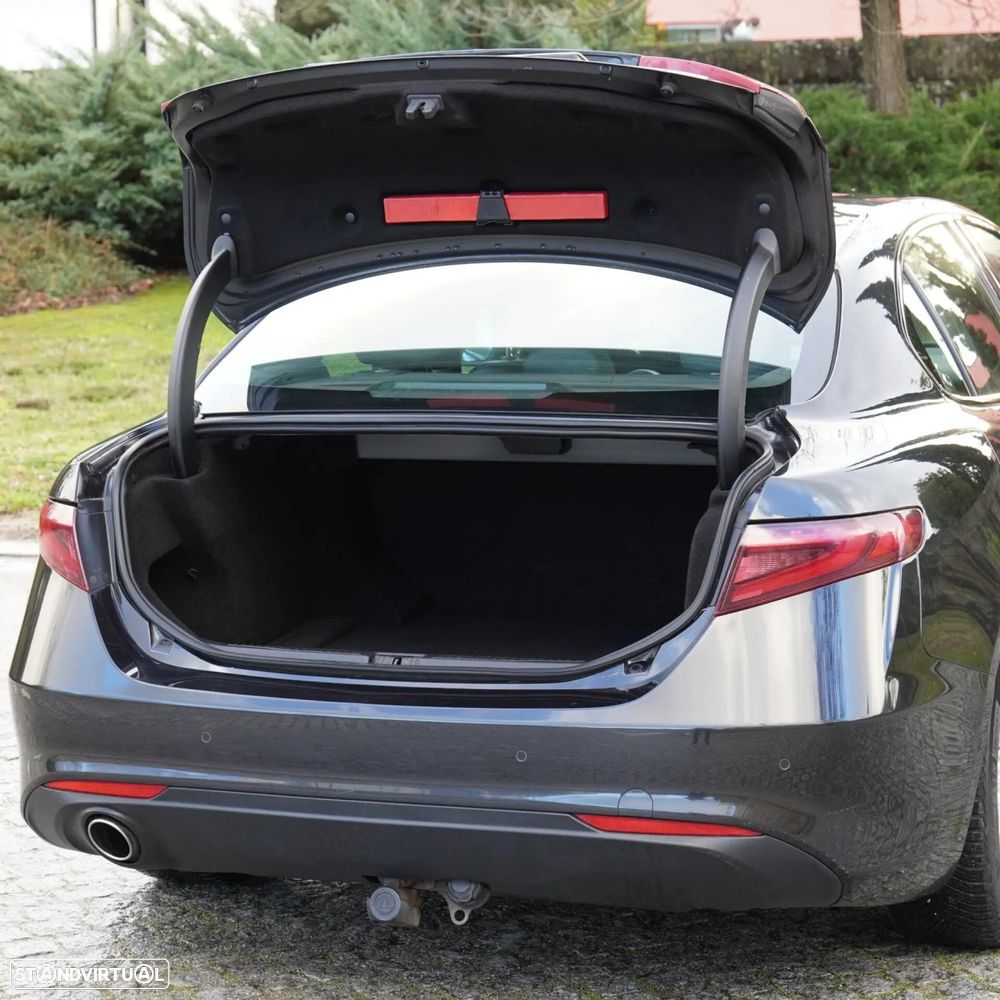 Alfa Romeo Giulia 2.2 D - 48