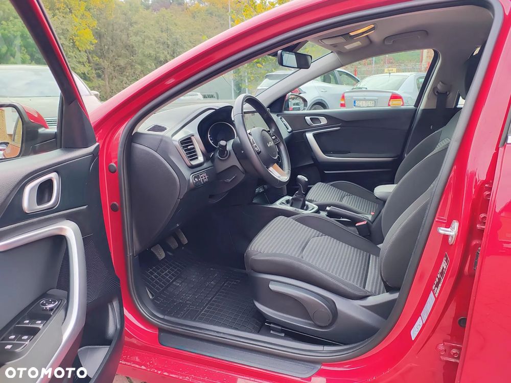Kia Ceed 1.5 T-GDI M - 20