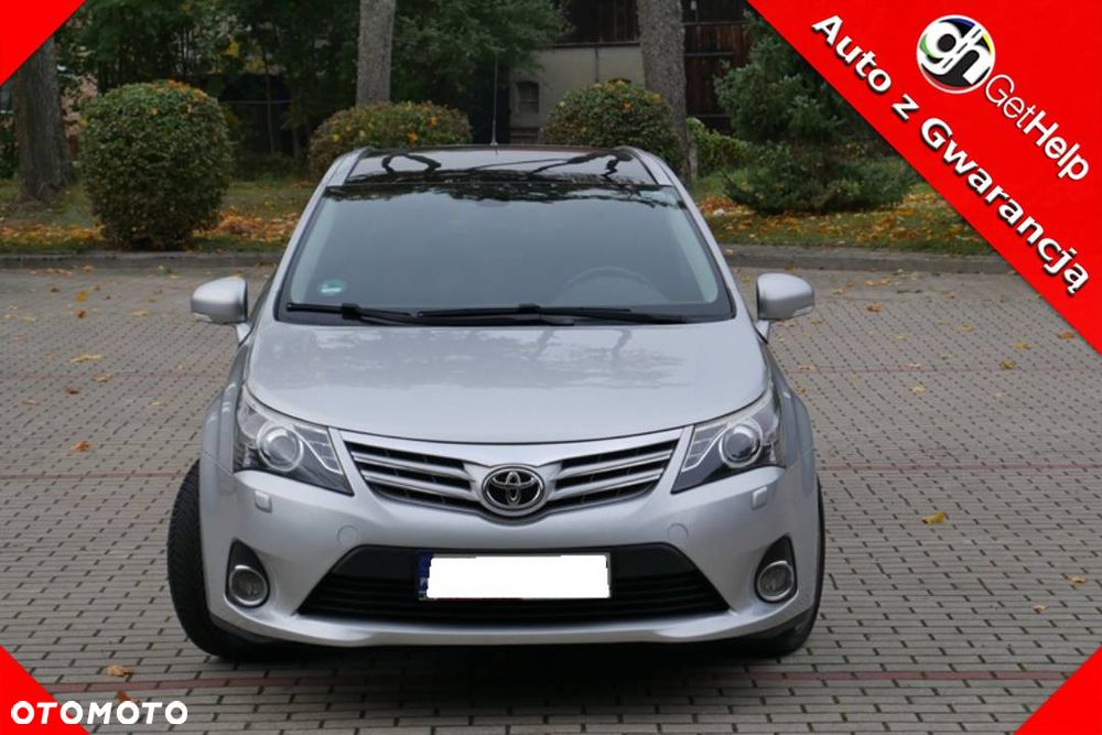 Toyota Avensis Touring Sports 1.8 Executive - 1