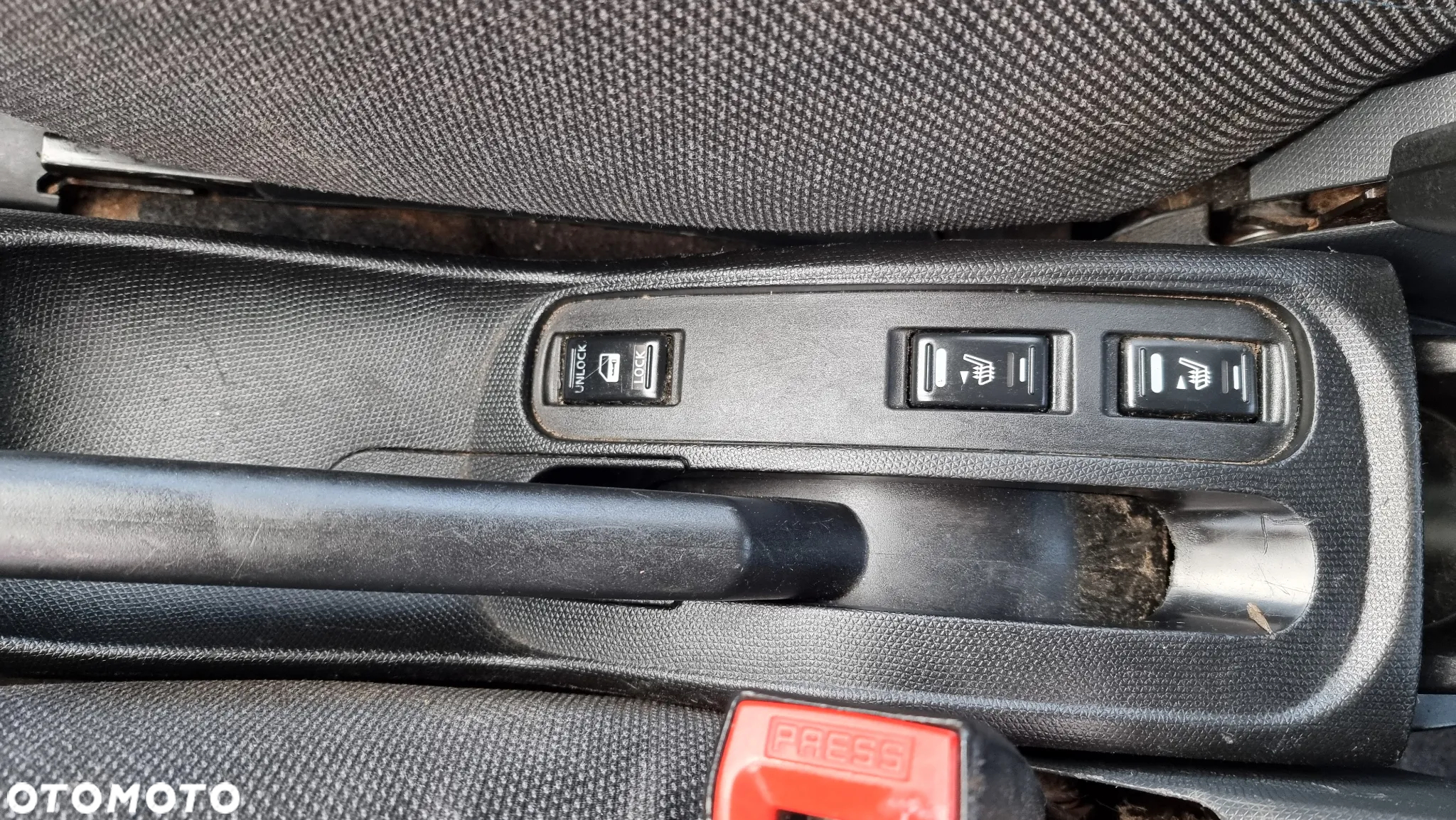 Nissan Micra 1.4 Tekna - 10