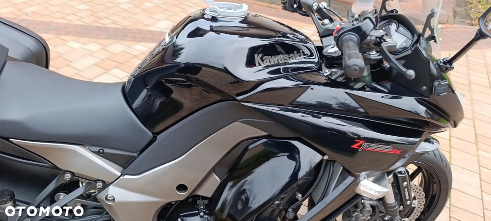 Kawasaki Ninja 1000 SX - 21