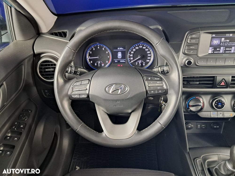 Hyundai KONA - 13