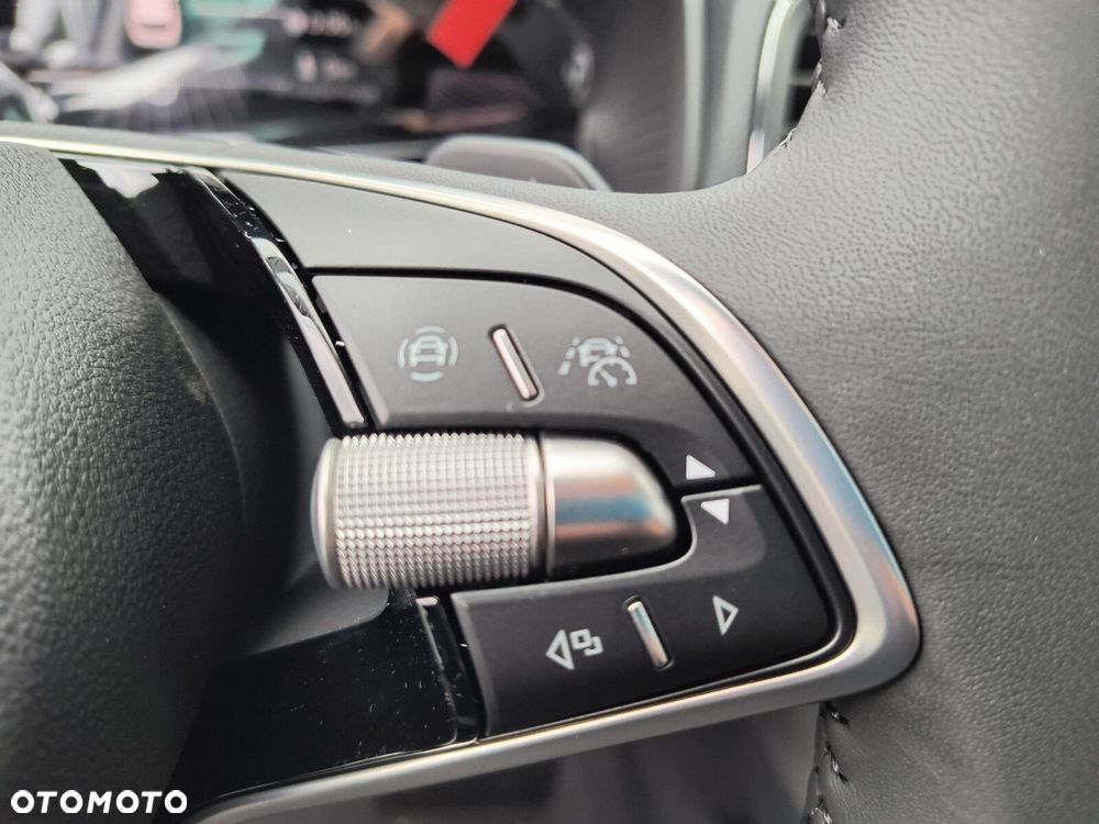 Skoda Karoq 1.5 TSI ACT Edition 130 DSG - 25