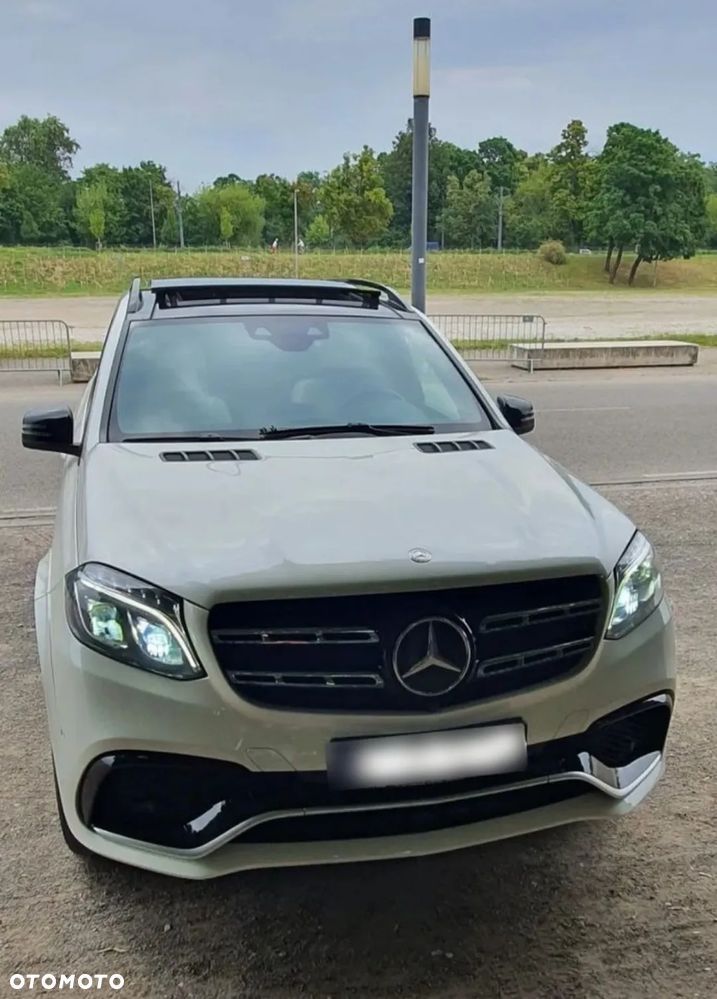Mercedes-Benz GLS 500 4-Matic - 31