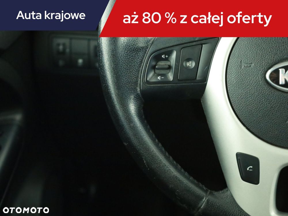 Kia Venga - 16