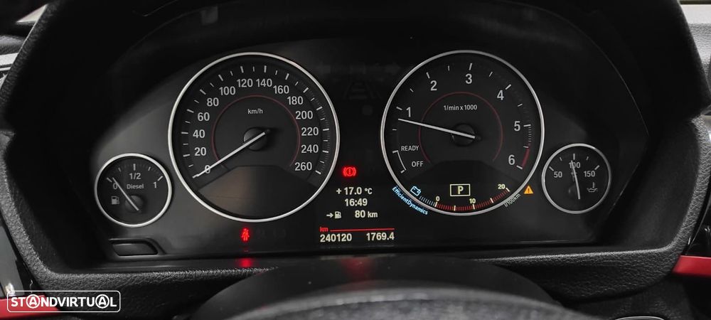 BMW 318 d Auto Line Sport - 31