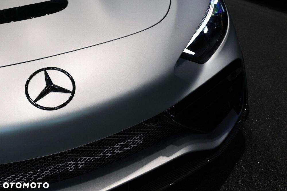 Mercedes-Benz AMG GT - 9