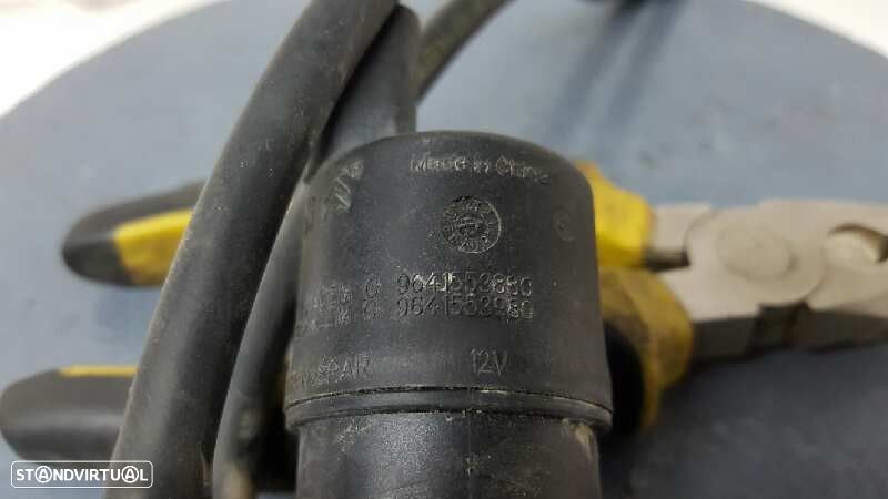 BOMBA LIMPA VIDROS PEUGEOT 208 1.6 16V HDI FAP - 5