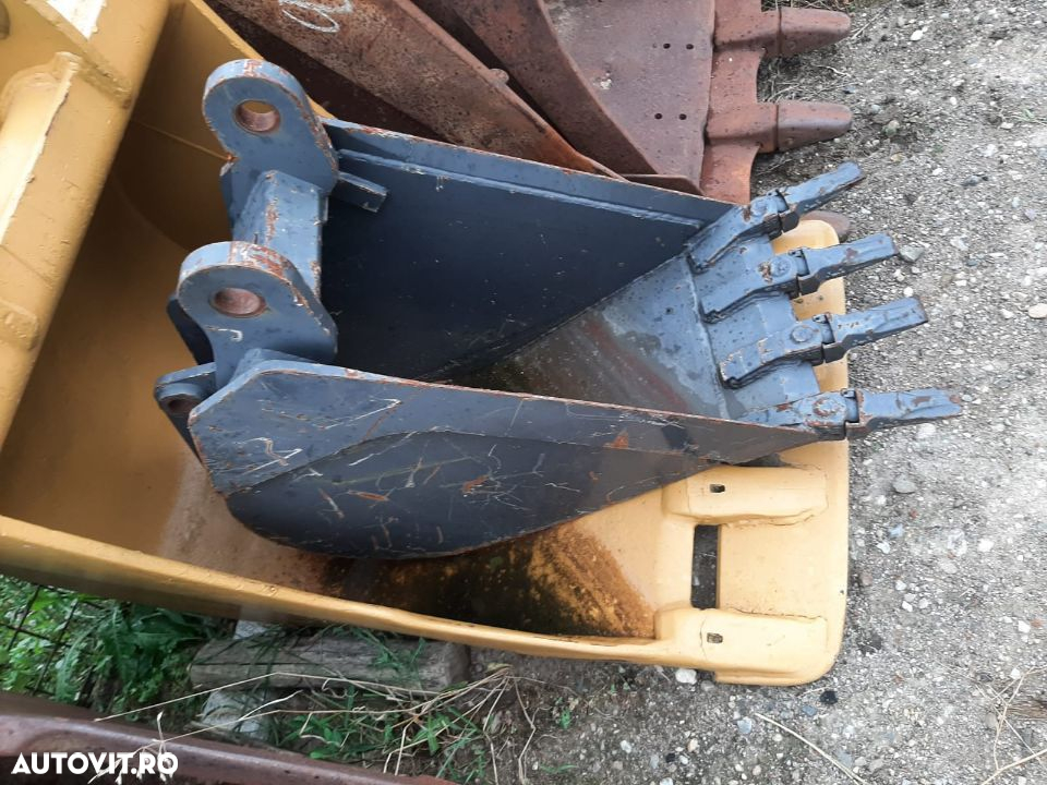 Cupe originale buldoexcavator CASE - 13