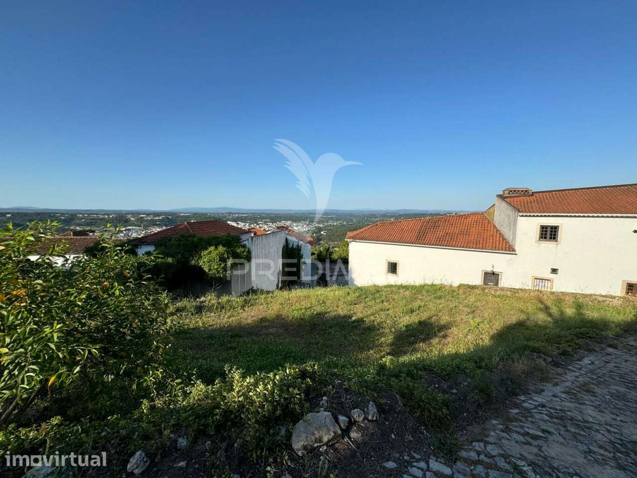 Terreno Urbanizável na Zona Histórica de Ourém - Grande imagem: 2/4