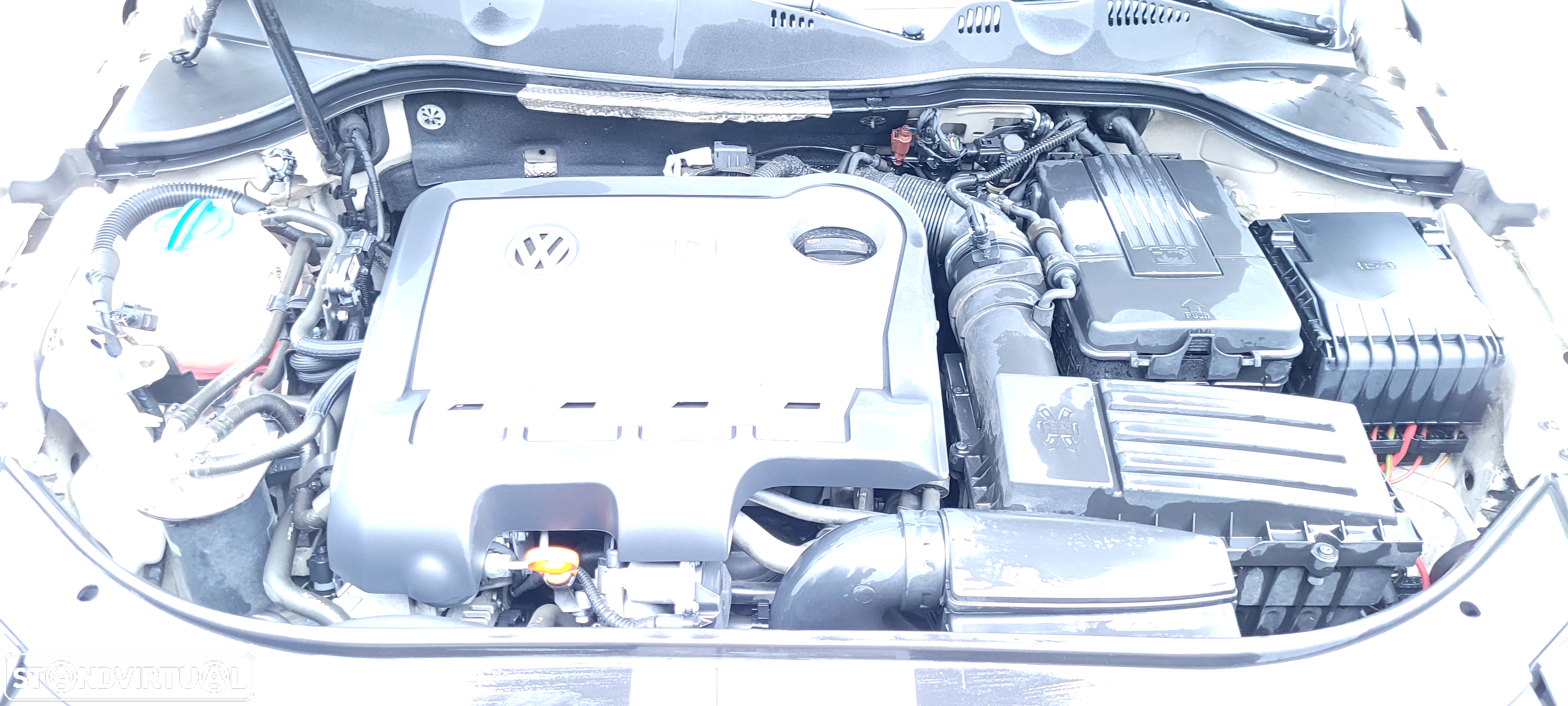 VW Passat 2.0 TDI Confortline - 13