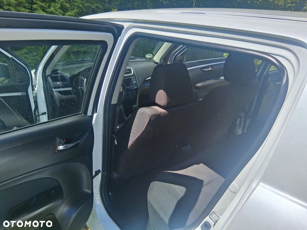 Suzuki Swift - 13