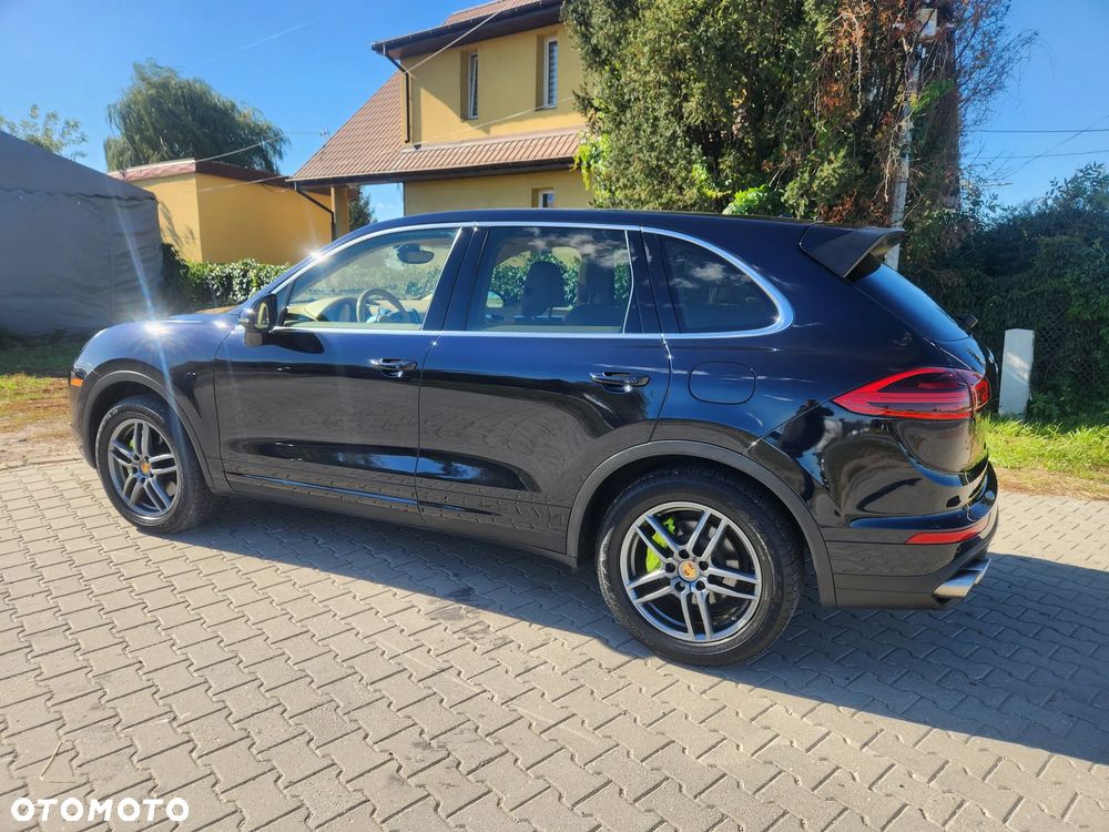 Porsche Cayenne S E-Hybrid - 5