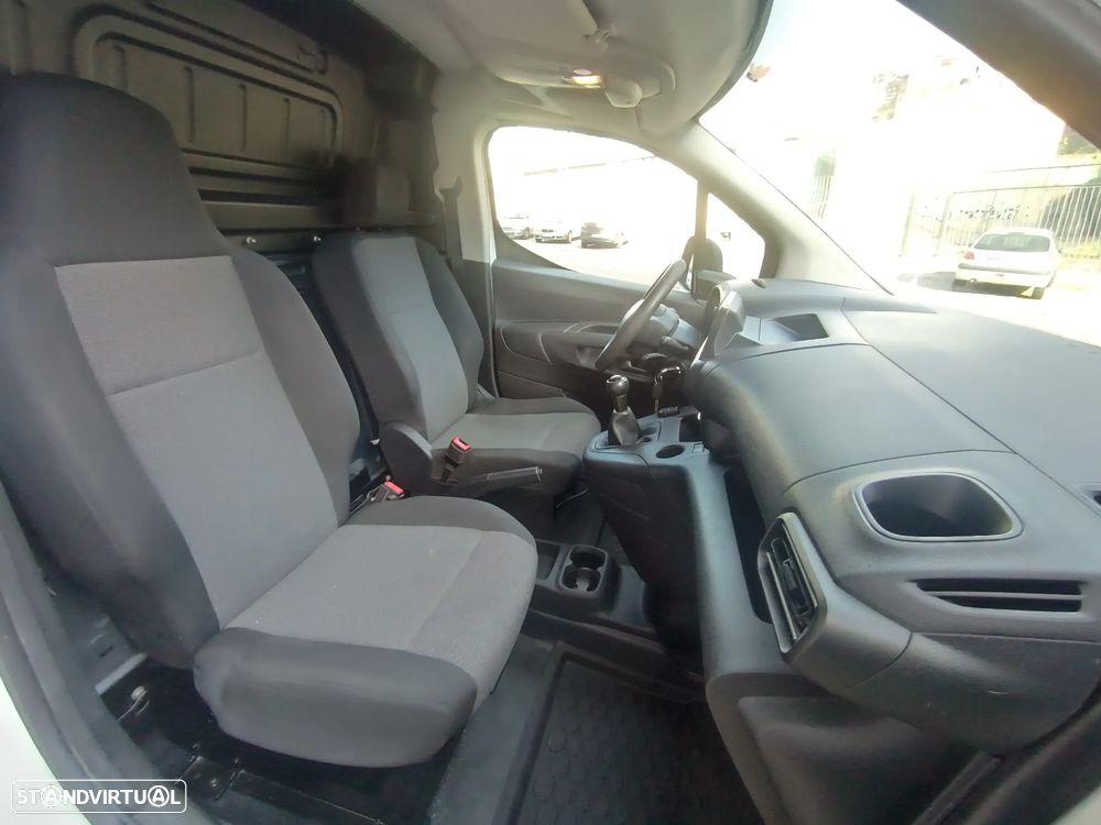Citroën BERLINGO 1.6 hdi 100cv IVA / Dedutível - 19