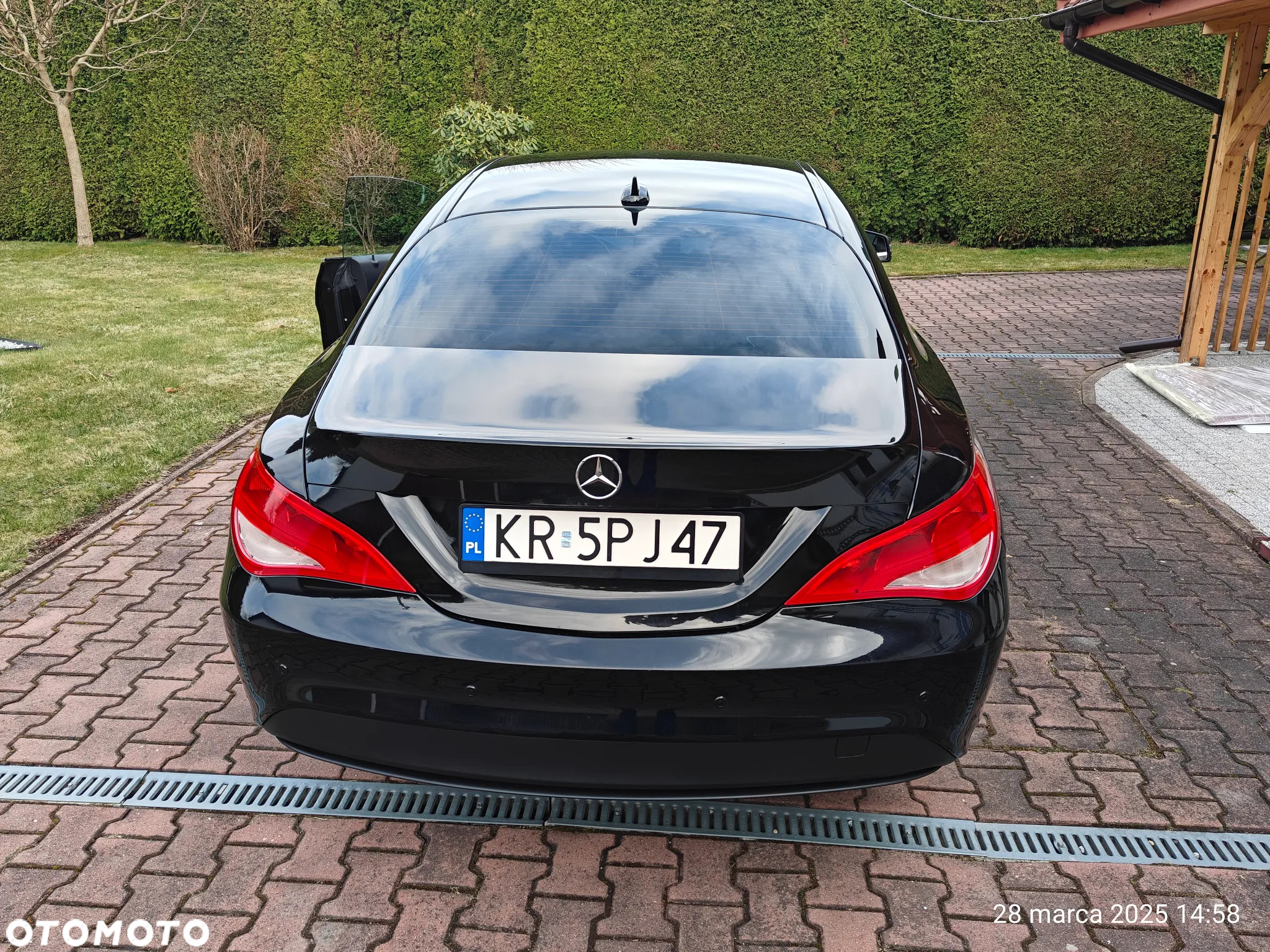 Mercedes-Benz CLA 180 - 8