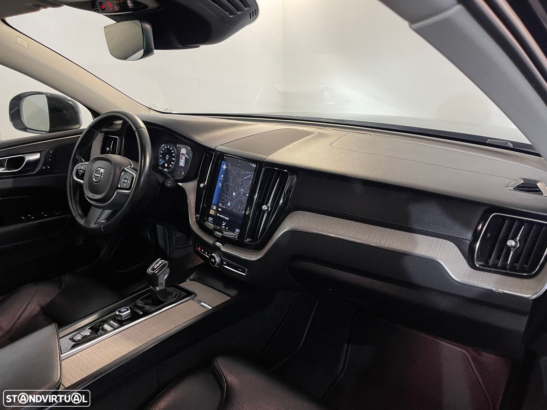 Volvo XC 60 2.0 D4 Inscription Geartronic - 12