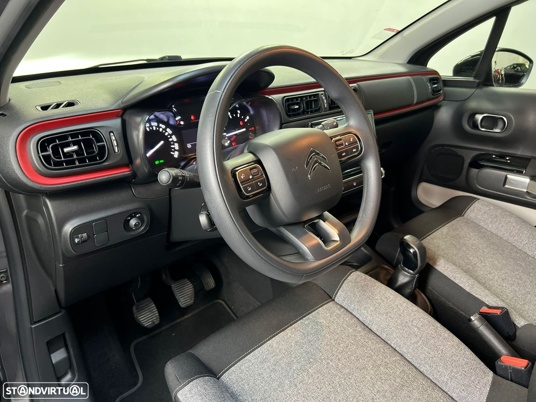 Citroën C3 1.2 PureTech Shine - 5