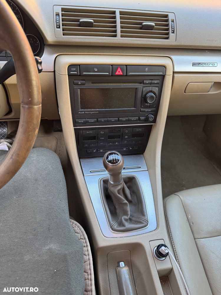 Audi A4 2.0 TDI B8 Quattro - 12