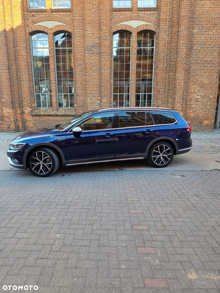 Volkswagen Passat Alltrack 2.0 TDI Bi-Turbo SCR 4Mot DSG - 4