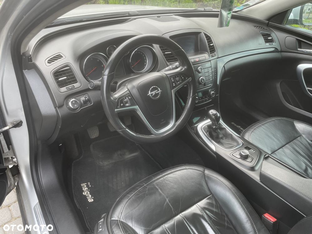 Opel Insignia 2.0 CDTI EcoFLEX Cosmo - 11