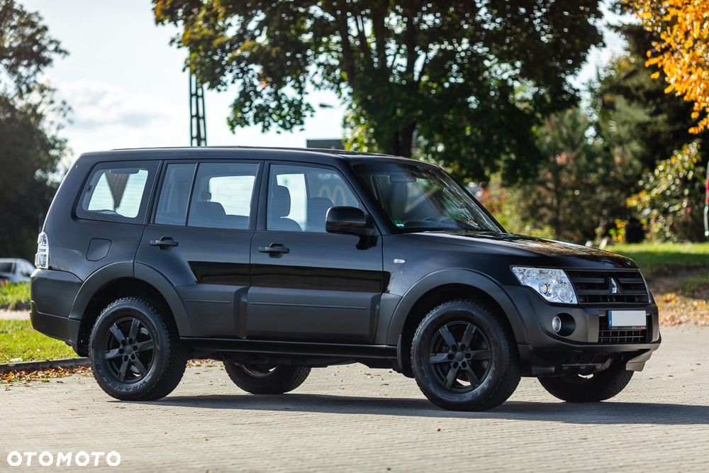 Mitsubishi Pajero 3.2 DI-D Invite - 9