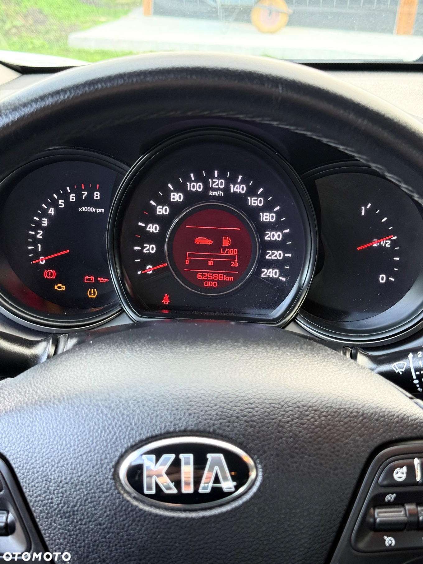 Kia Ceed - 9