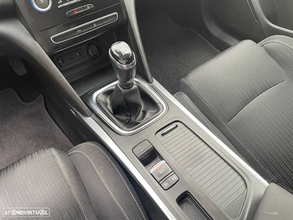 Renault Mégane Sport Tourer 1.5 dCi Intens - 33