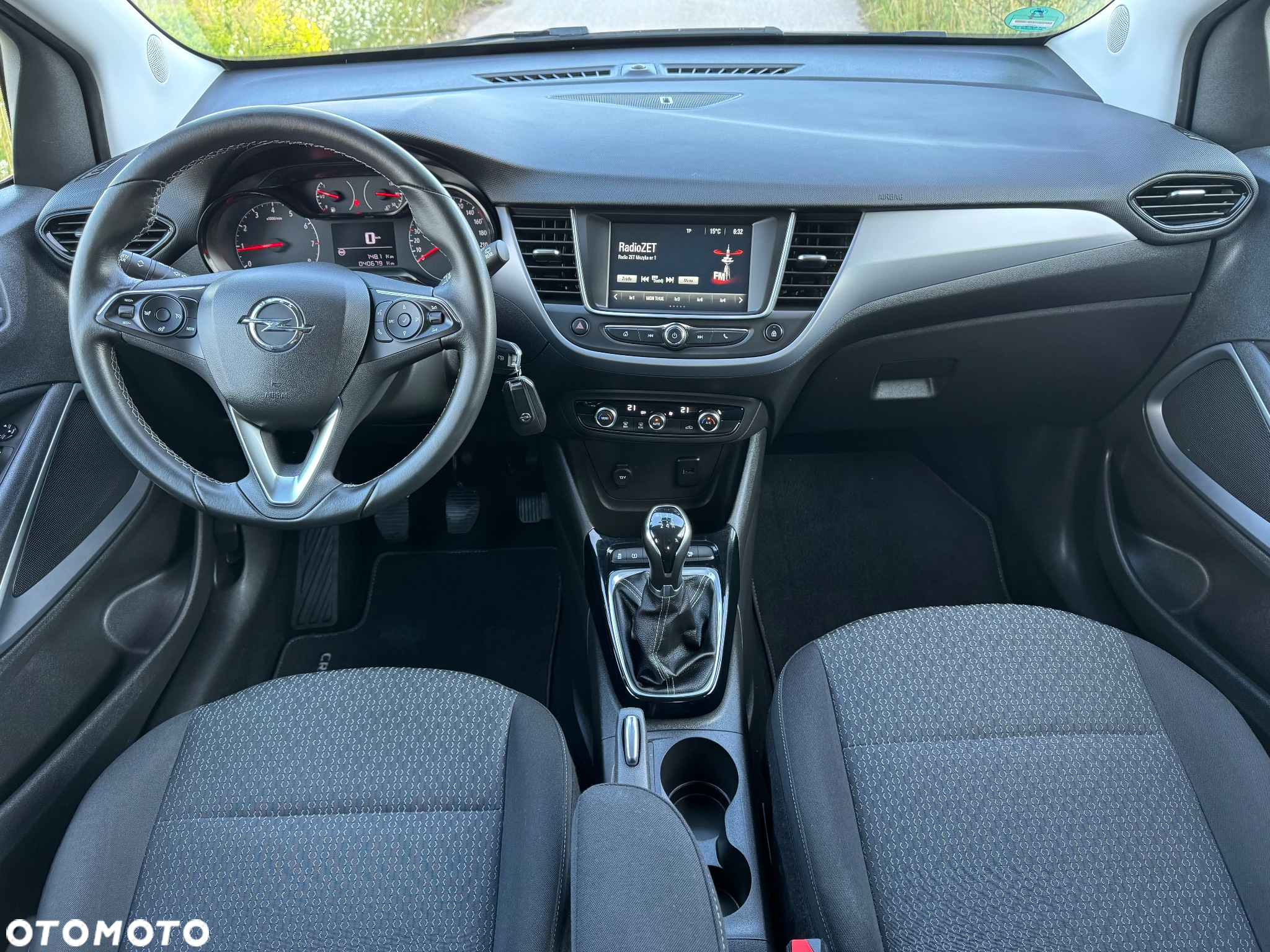 Opel Crossland X 1.2 120 Lat - 25