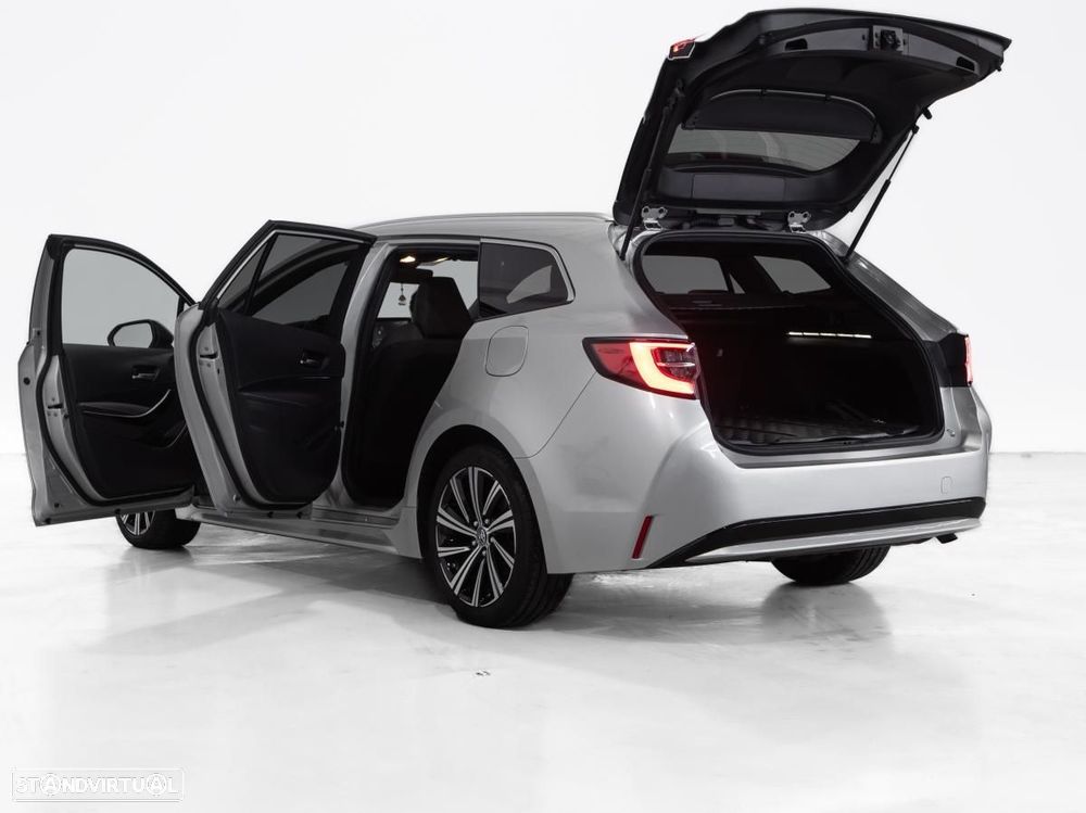 Toyota Corolla Touring Sports 1.8 Hybrid Comfort+P.Sport - 5