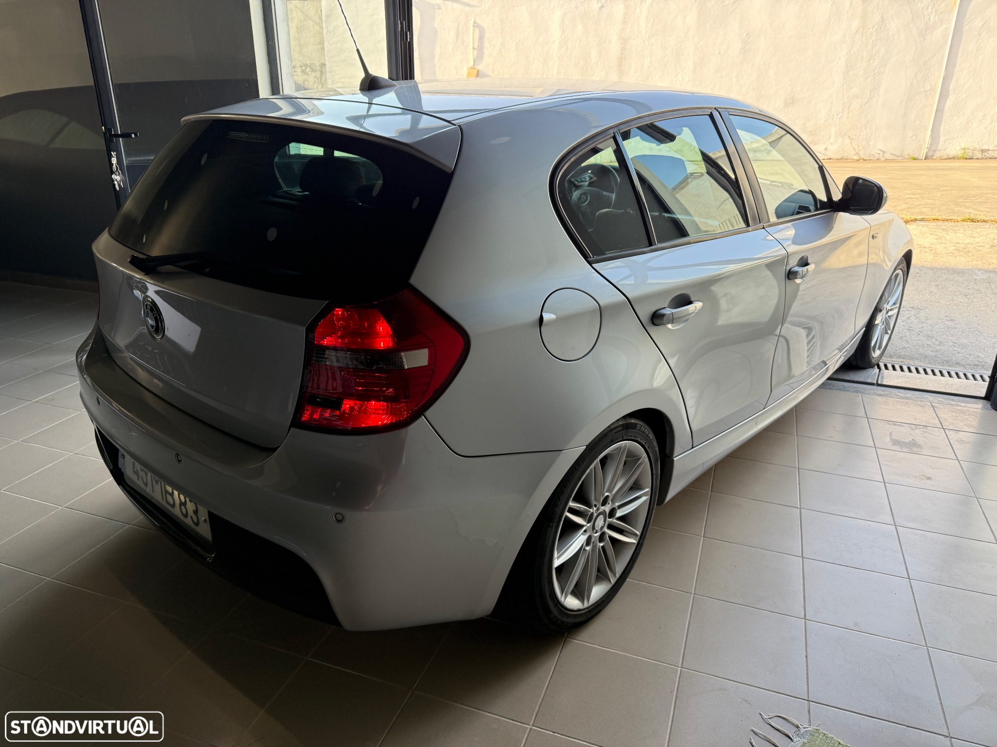 BMW 116 d Pack M - 4