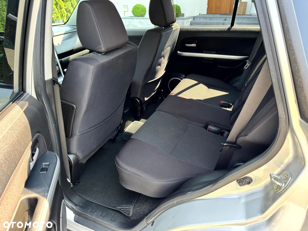 Suzuki Grand Vitara - 13