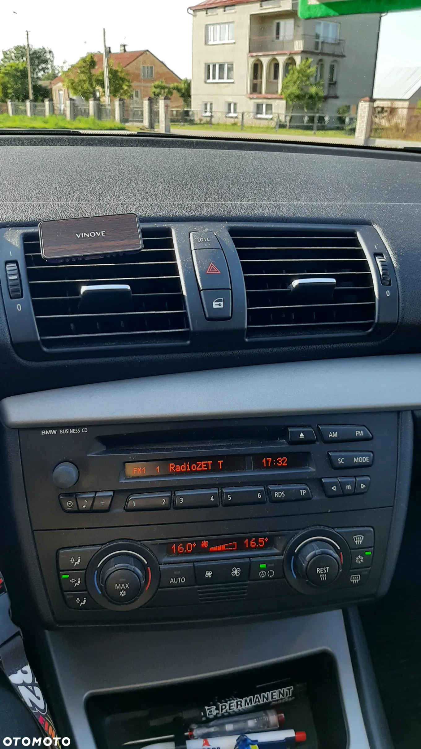 BMW Seria 1 116i - 11