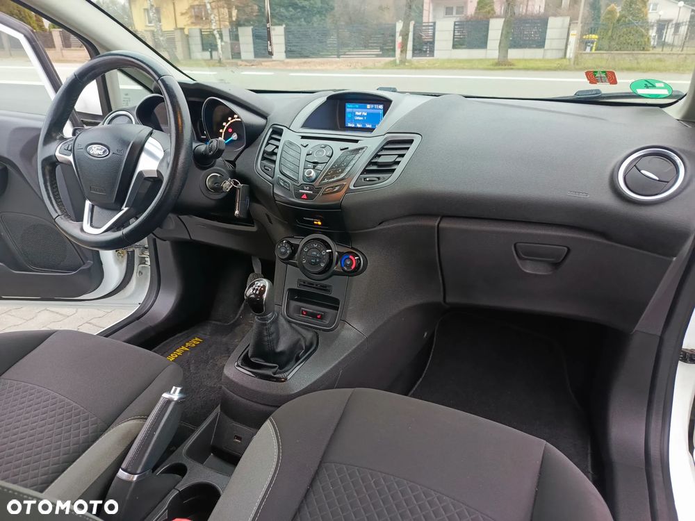 Ford Fiesta 1.0 EcoBoost Titanium - 21