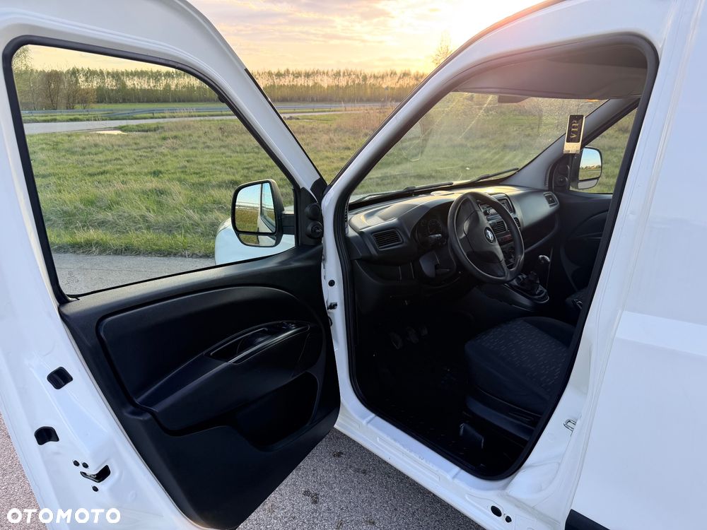 Opel Combo - 11
