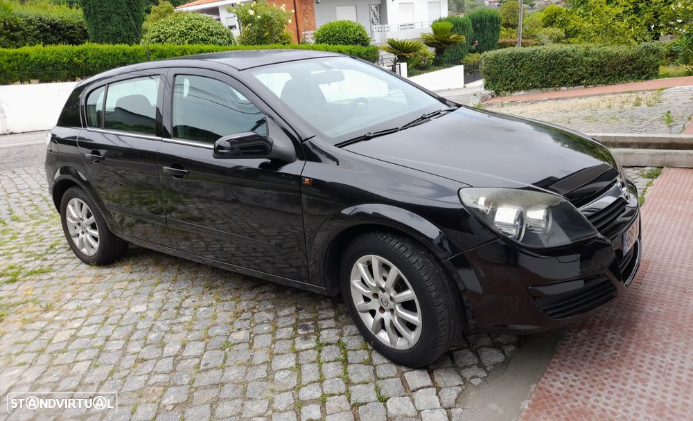 Opel Astra 1.3 CDTI Elegance - 2