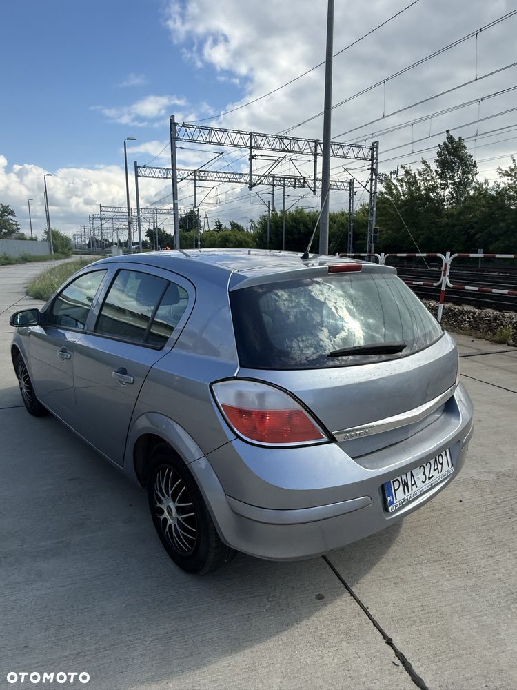Opel Astra - 4