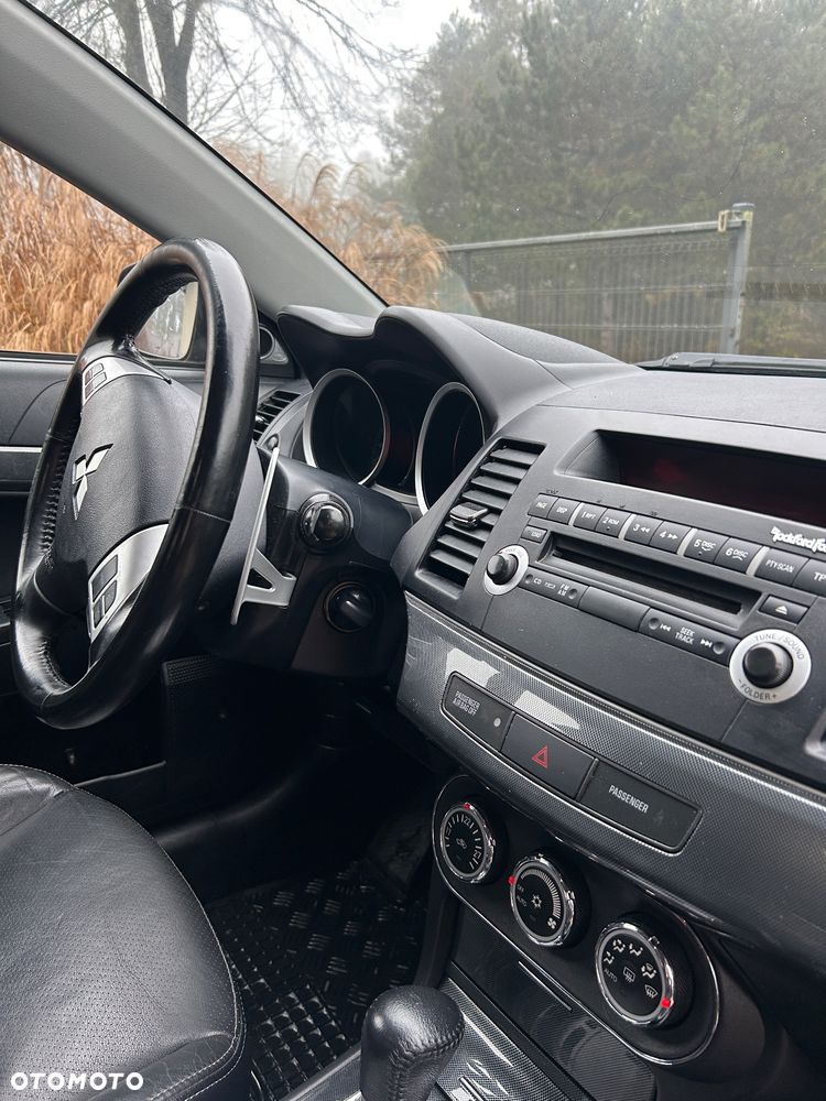 Mitsubishi Lancer 1.8 Instyle CVT - 9