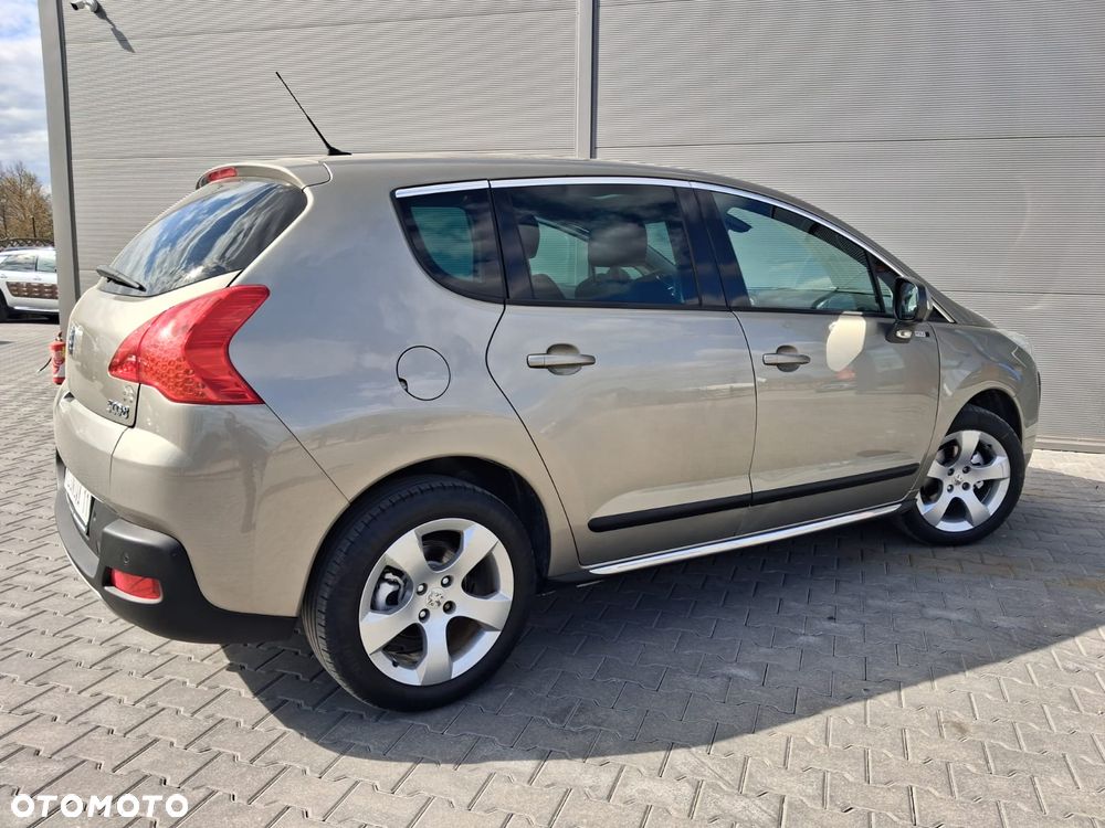 Peugeot 3008 1.6 HDi Premium - 7