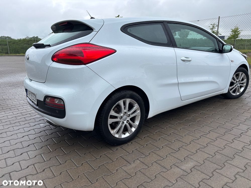 Kia Ceed 1.6 GDI Business Line - 4