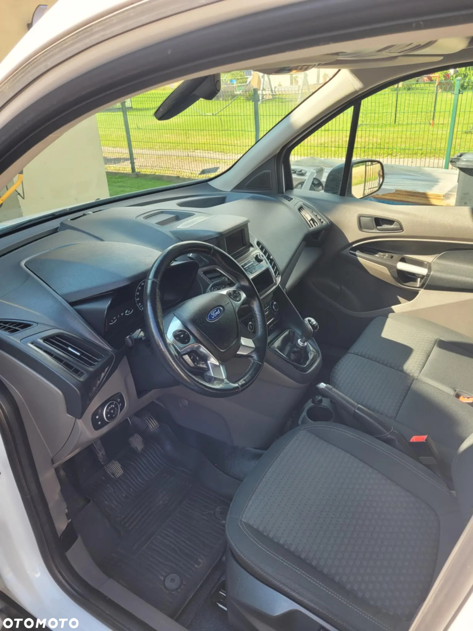Ford TRANSIT CONNECT - 10