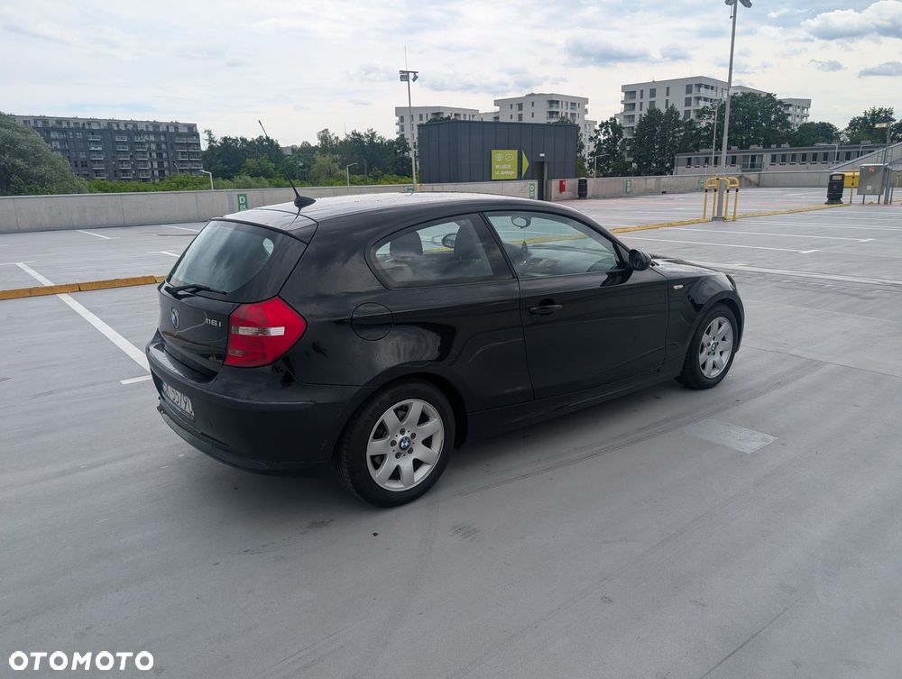 BMW Seria 1 116i - 3