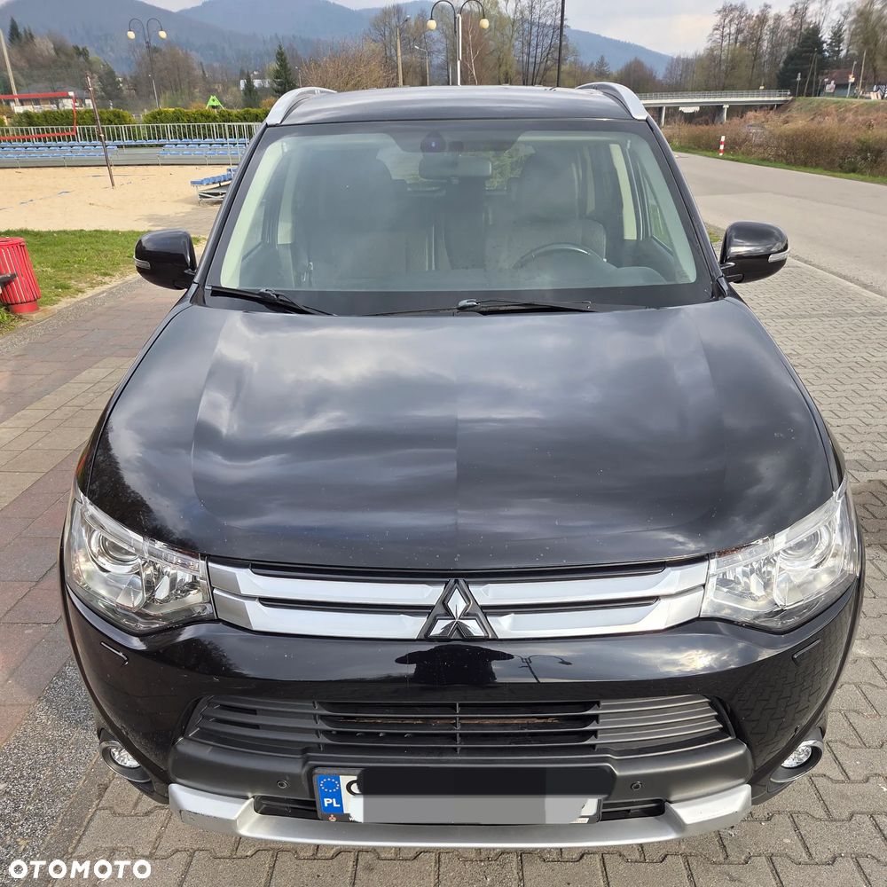 Mitsubishi Outlander 2.2 DID Intense + 4WD - 6