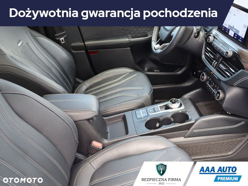 Ford Kuga - 10
