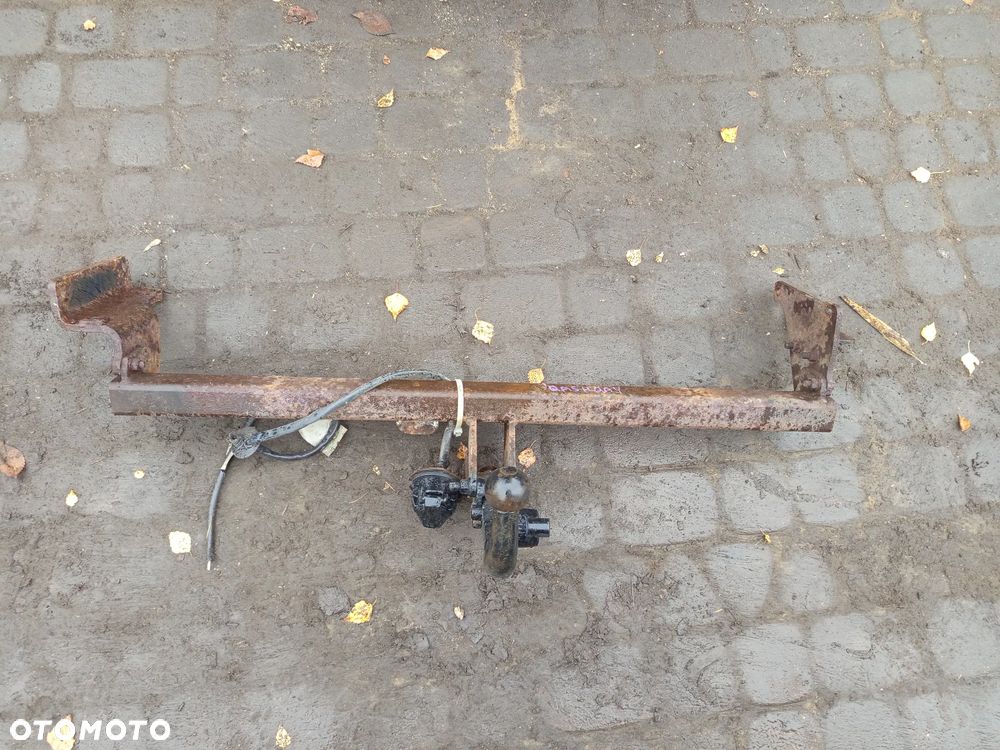 HAK HOLOWNICZY NISSAN QASHQAI 07-13 - 1