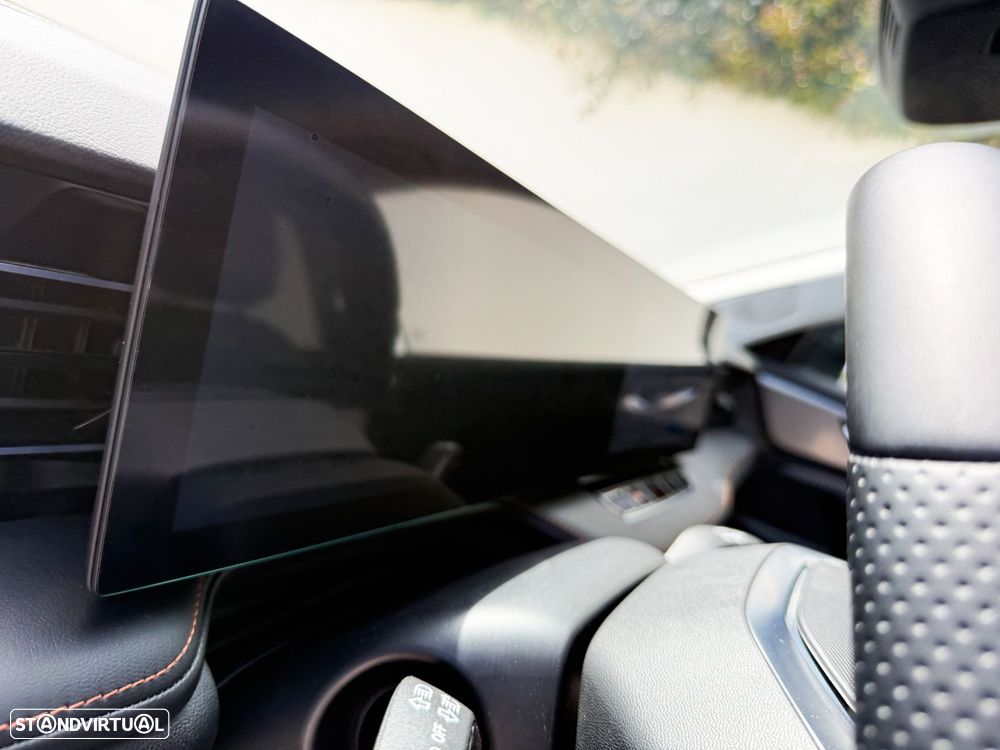 MG EHS 1.5 T-GDI Plug-in Hybrid Luxury - 35