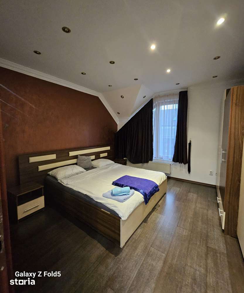 Casa tip townhouse, ideala pentru studenți / familie/ firme — fotografia 3