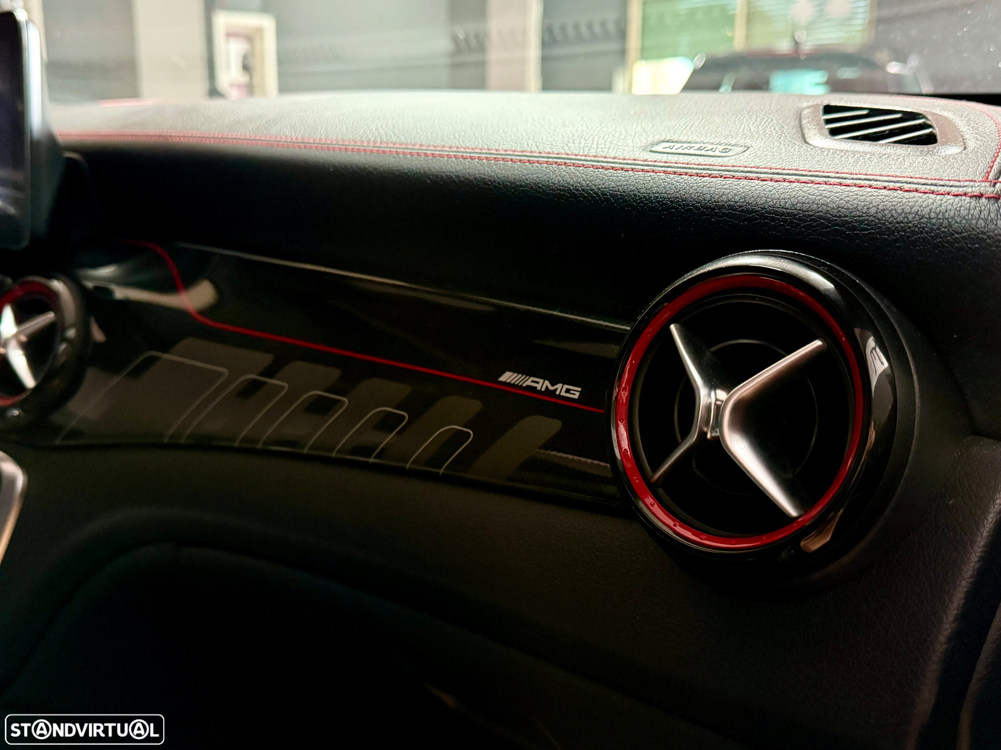 Mercedes-Benz CLA 45 AMG 4-Matic - 14