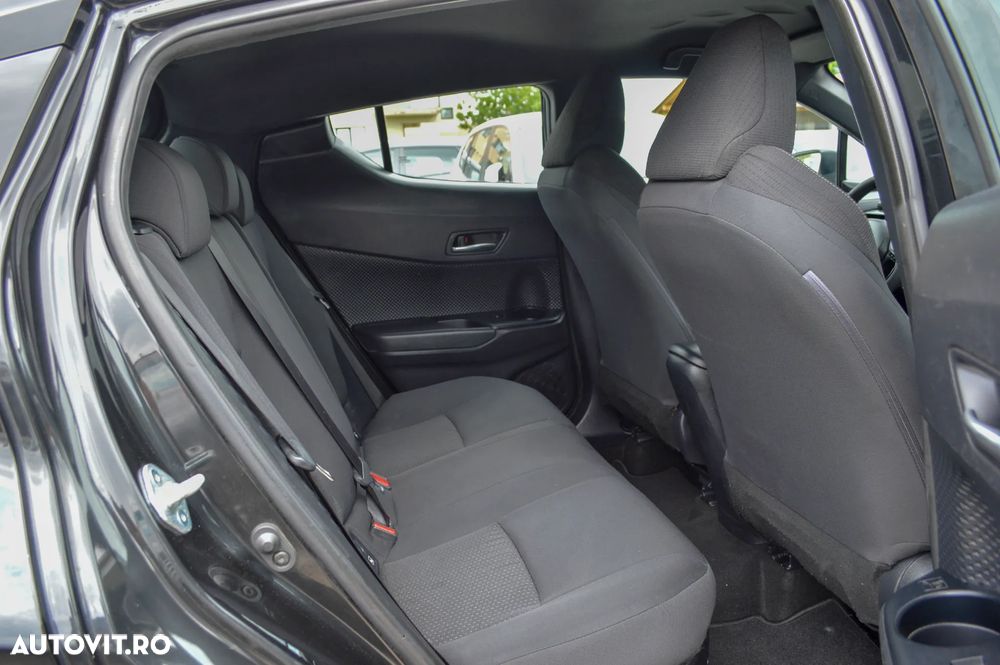 Toyota C-HR Style Selection - 23
